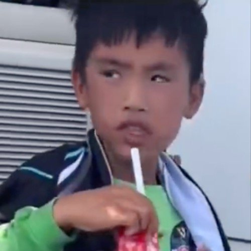 海上漂了一夜的小孩回家又不见了