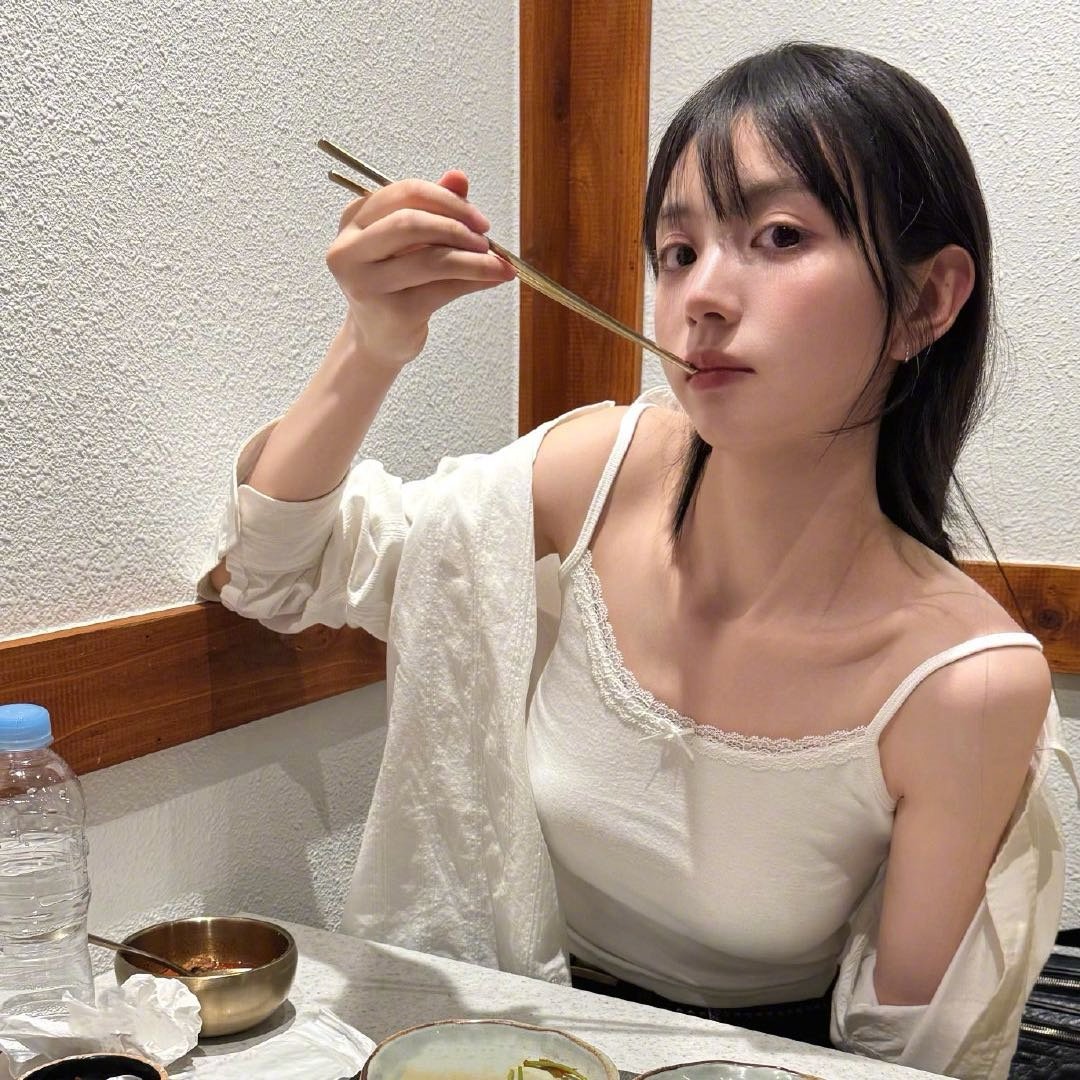 田曦薇七个蛋盖着面是期待见面