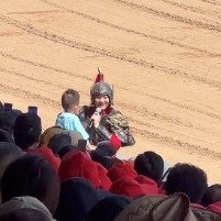 5岁萌娃主动请缨对答式背诵满江红