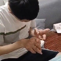 95后小伙一天喝3瓶饮料双手畸形