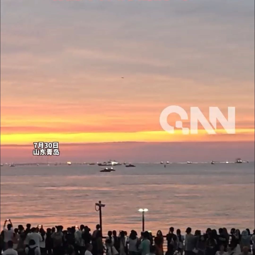 青岛天空又现绝美世纪晚霞