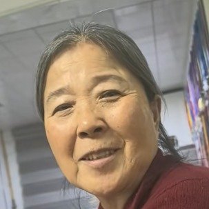 女儿哽咽求阿兹海默症妈妈别忘自己