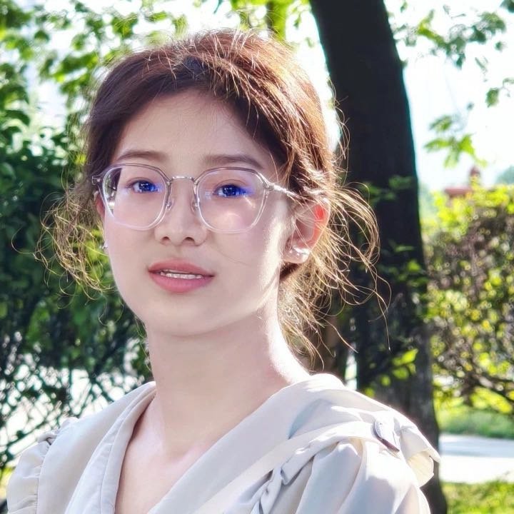 女生大学四年斩获27项荣誉