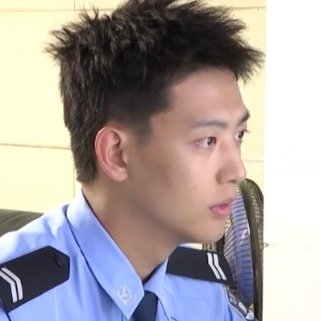 00后民警颜值意外出圈讲述从警经历