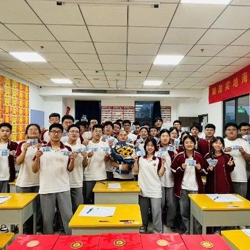 西安一学校全班35人全过一本线