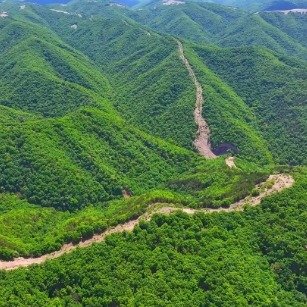 跨越千年的秦朝高速公路太美了