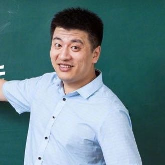 张雪峰查分首日连发3条内容