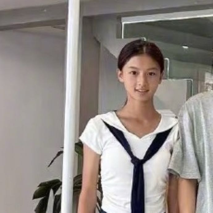 素人镜头下的七七