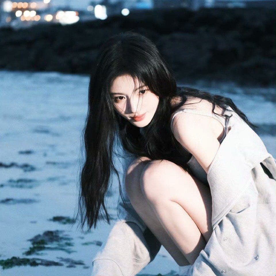 鞠婧祎说我很满意自己