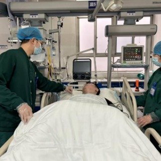 熬夜加饮食不当让考研小伙住进ICU