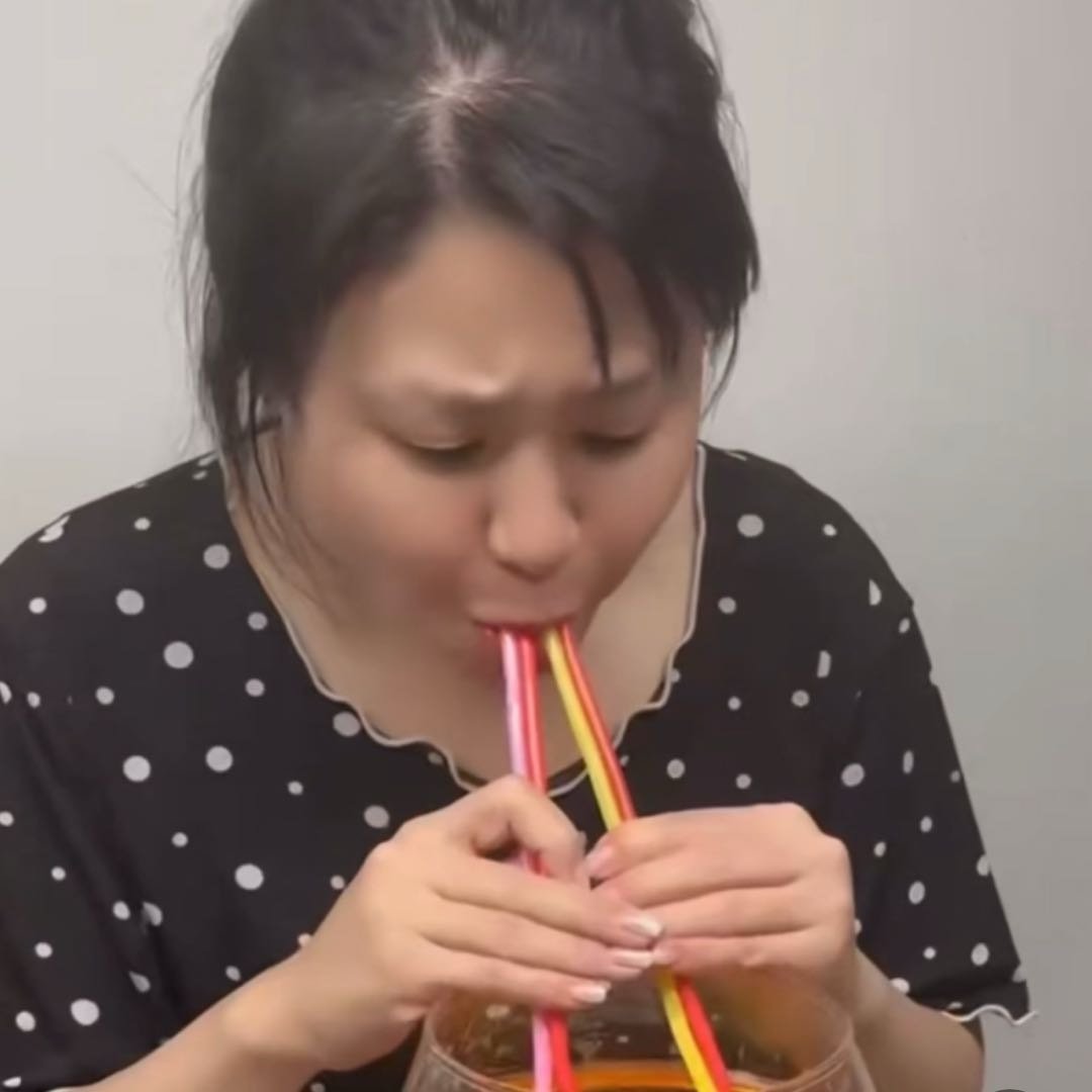 青岛酒王赛最野女选手出现了