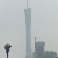 广东潮湿哥早上8点就上班了