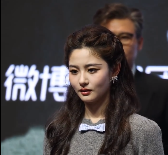 于正感谢杨洋对赵晴的帮助和指导